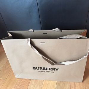 Burberry shopping bag
